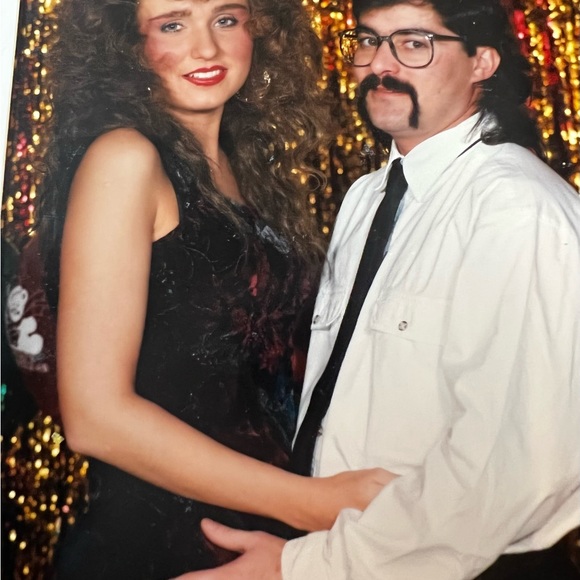 LIVE SHOW NOTIFICATION #2. I lost the other one😭 - Picture 4 of 14